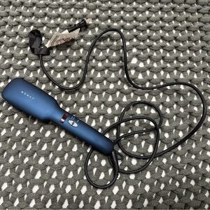 Monat Blue Hair Straightening brush